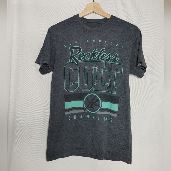 Young & Reckless Cult Champions Graphic Tee Gray Green Unisex Small S - Picture 2 of 5